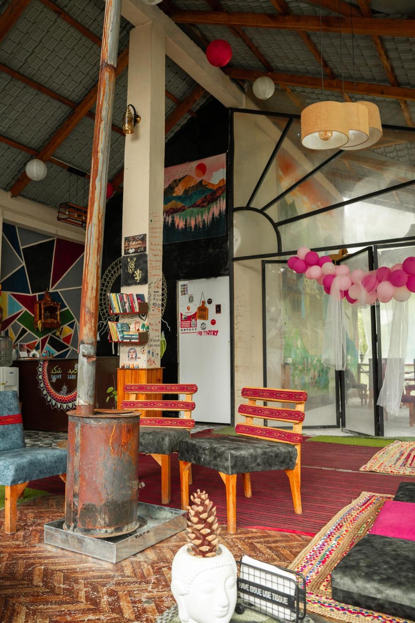 Thepahadians Food & Stay Jibhi Exterior foto